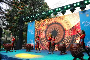 Lắp đặt màn hình LED sân khấu